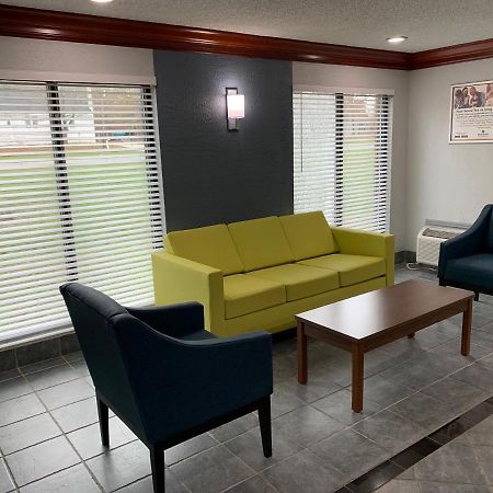Hometowne Studios By Red Roof Egg Harbor-Atlantic City Airport Egg Harbor Township Buitenkant foto