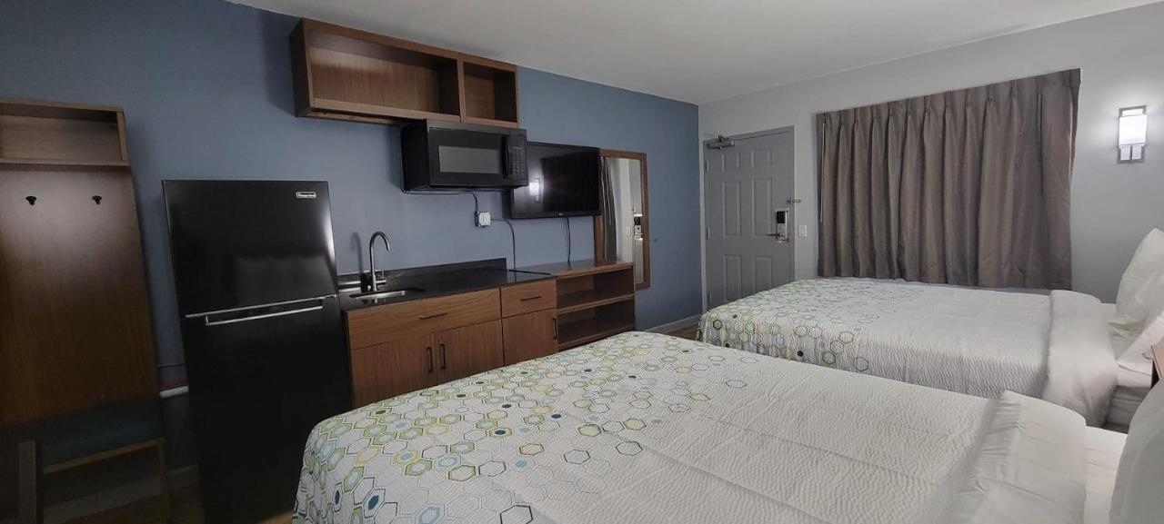 Hometowne Studios By Red Roof Egg Harbor-Atlantic City Airport Egg Harbor Township Buitenkant foto