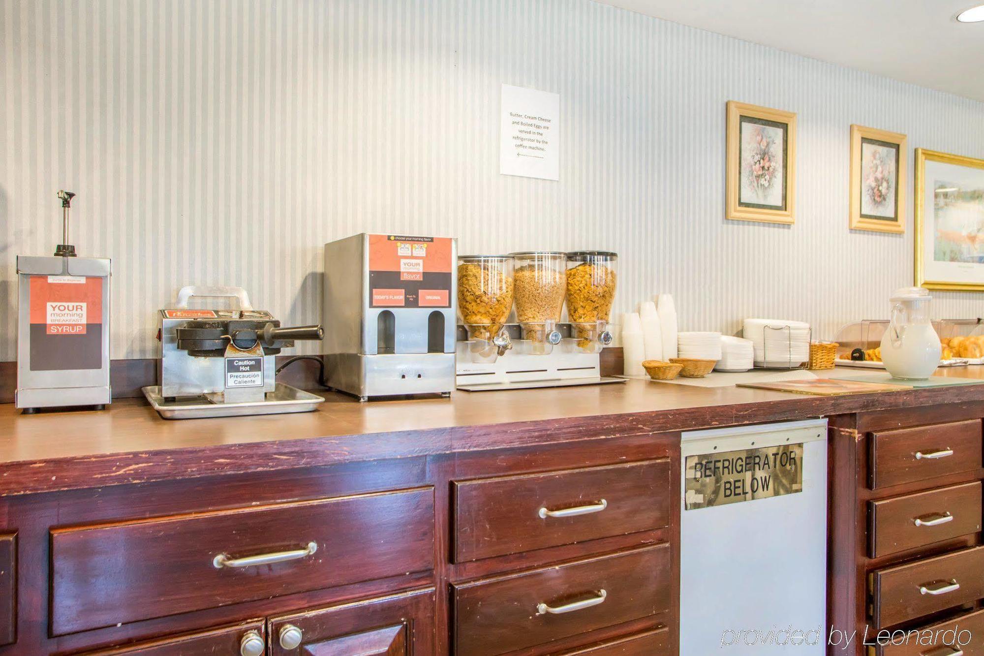 Hometowne Studios By Red Roof Egg Harbor-Atlantic City Airport Egg Harbor Township Buitenkant foto