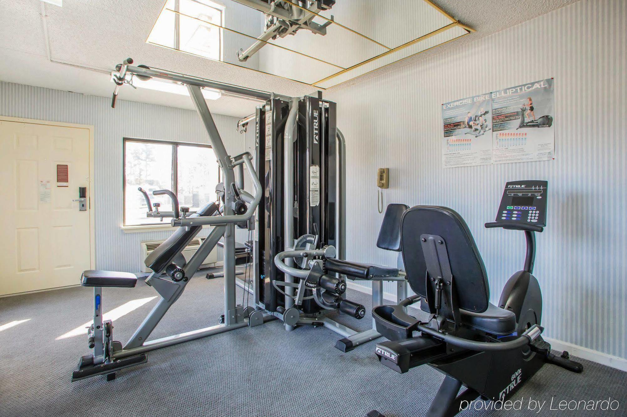 Hometowne Studios By Red Roof Egg Harbor-Atlantic City Airport Egg Harbor Township Buitenkant foto